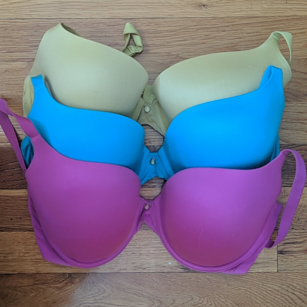Victoria's Secret 36DD Bras